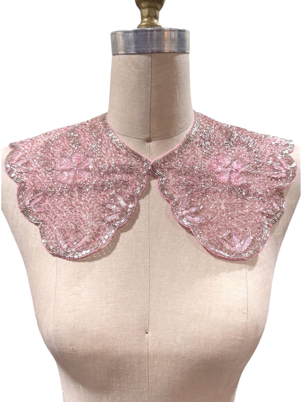 Vintage 1970 Pink Hand Beaded Sequin Detachable Collar Scalloped Evening Collar